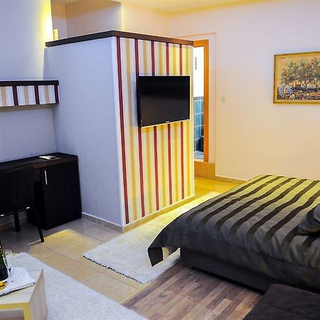 Beach Villa Bb ポドストラナ エクステリア 写真